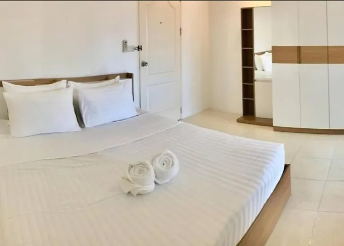 Grandview Ladprao Hotel
