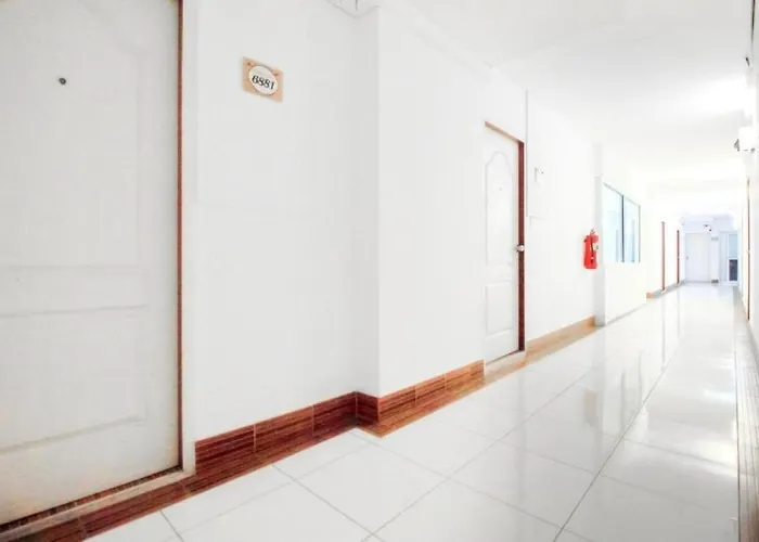 Grandview Ladprao Hotel 3*